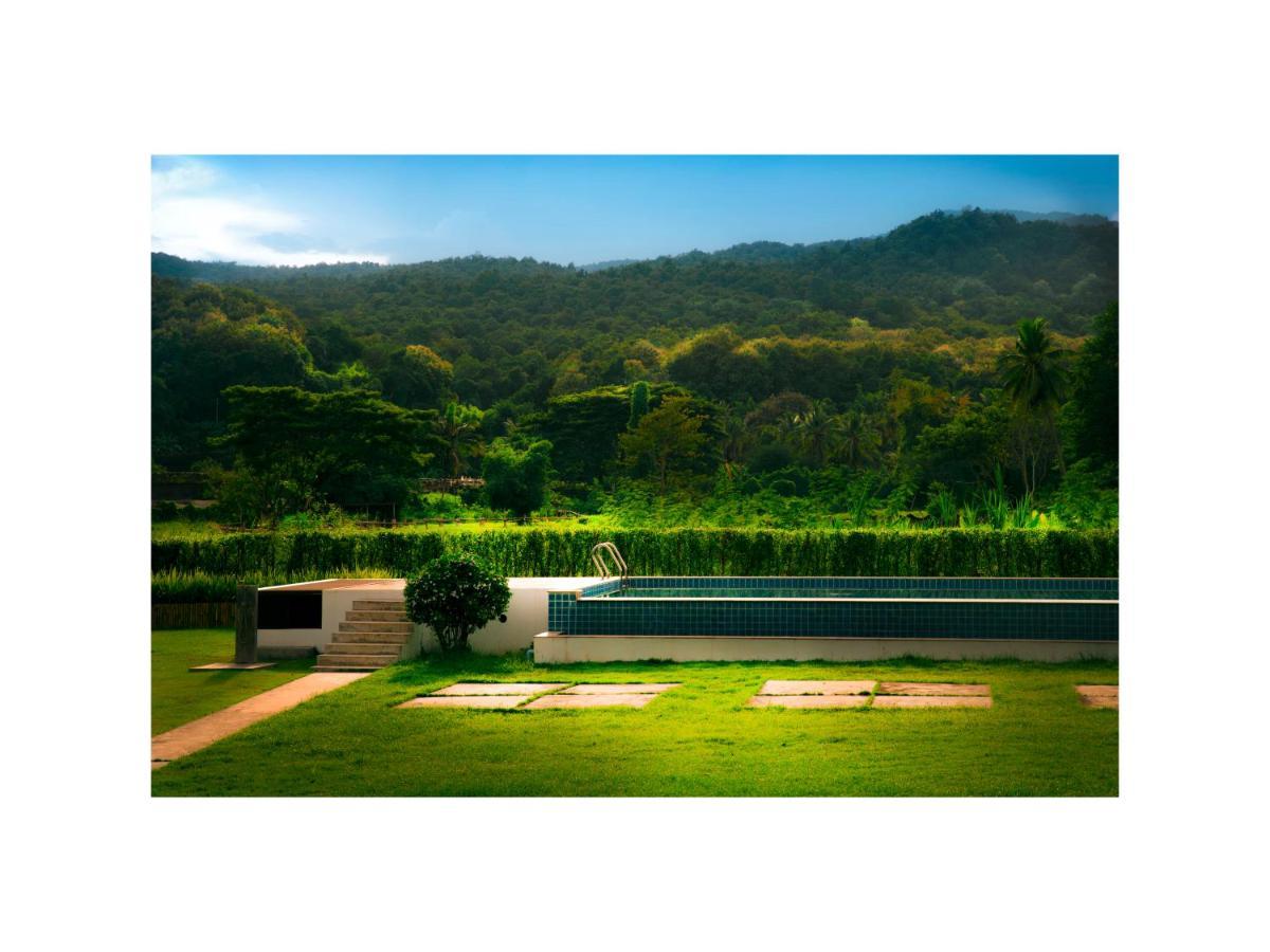 Pak Ram Hotell Mae Rim Exteriör bild
